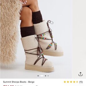 Fashion Nova Beige Sherpa Winter Boots